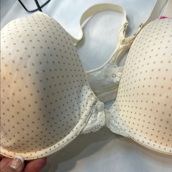 Maidenform Polka Dot Lace Bra - Cream, racerback, front close, 38DD, New - Picture 5 of 15